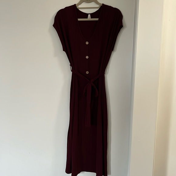 Sleeveless Wrap Dress - Picture 1 of 3